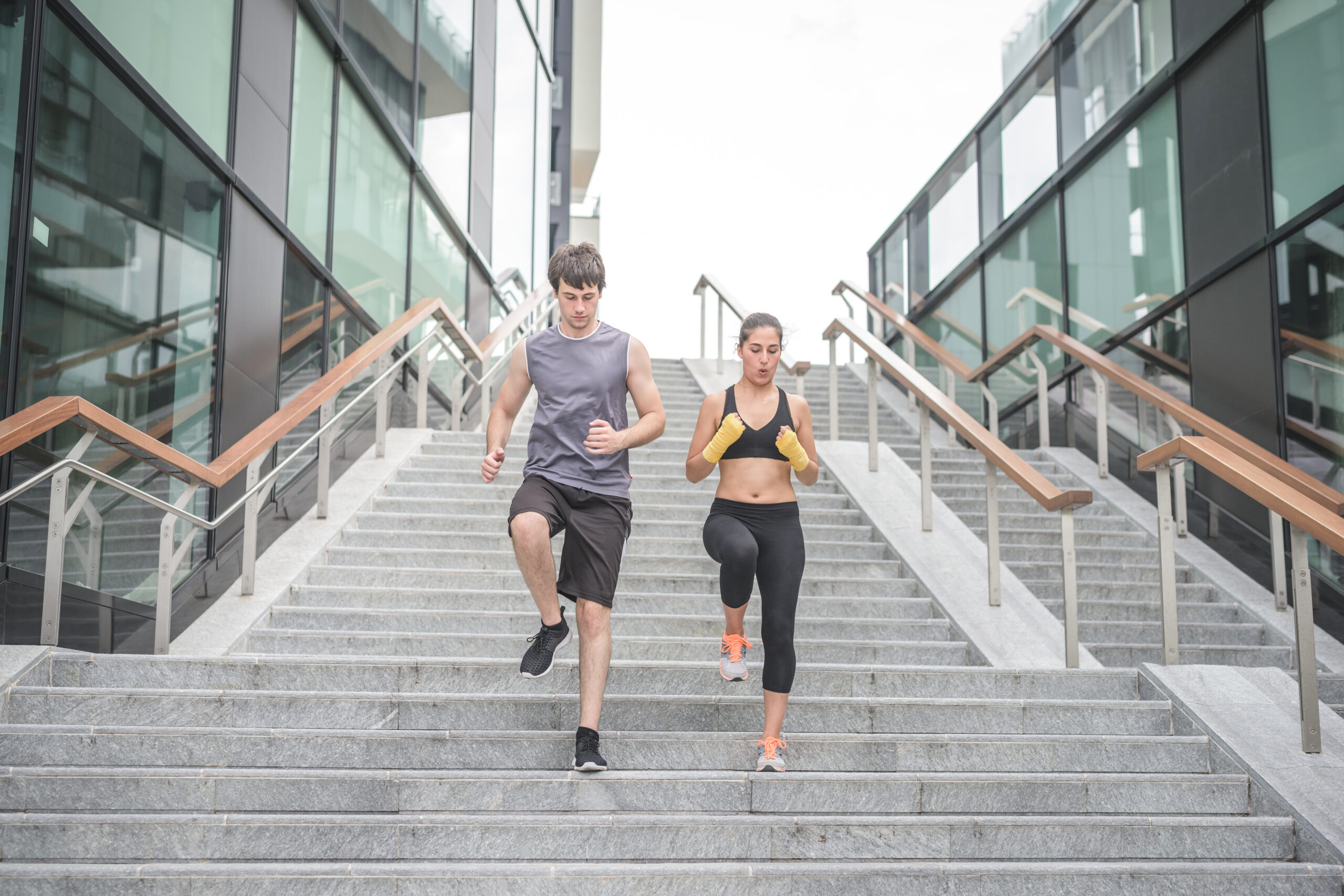 Read more about the article Stärker, schlanker und gesünder werden mit diesen 5 Fitness-Hacks